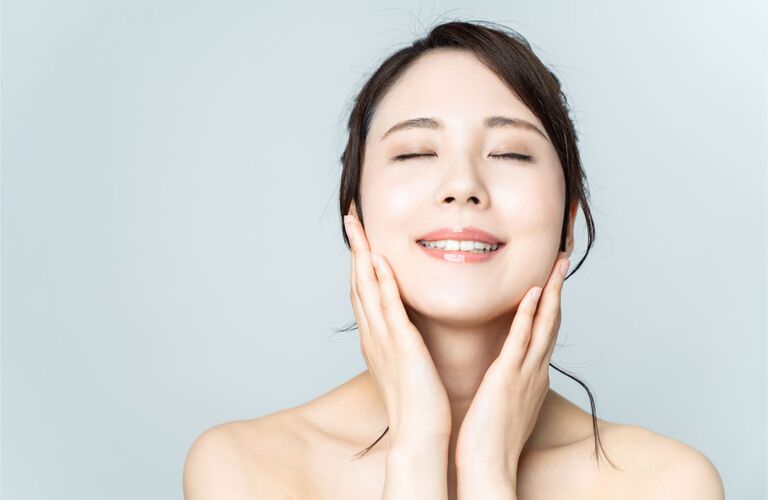 みずみずしくすこやかな肌を保つために重要な保湿 | 帯広のコラーゲンマシンならCAPSULES.24