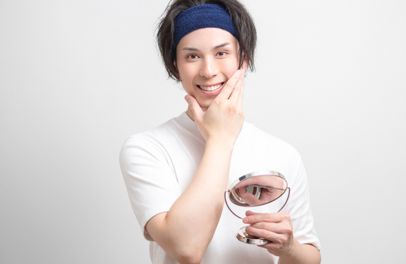 男性でも気軽に通える！肌にハリを与えるコラーゲンマシン、無人サロンCAPSULES.24