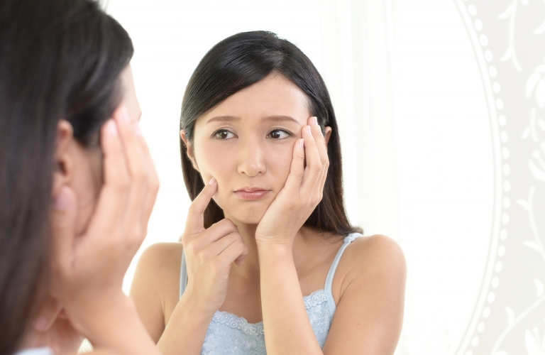 シワに効く！帯広で気軽に通えるCAPSULES.24で肌のアンチエイジング