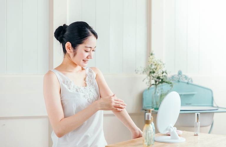 自然なスキンケアを！帯広のCAPSULES.24でアトピー性皮膚炎に効くコラーゲンマシン