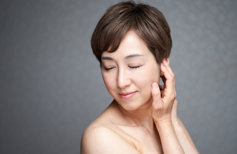 乾燥による目元の小ジワに効く！帯広で気軽に通えるCAPSULES.24のコラーゲンケア